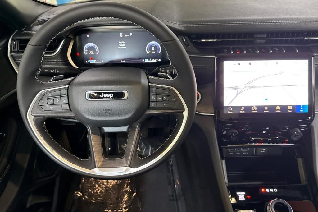 new 2025 Jeep Grand Cherokee L car, priced at $46,997