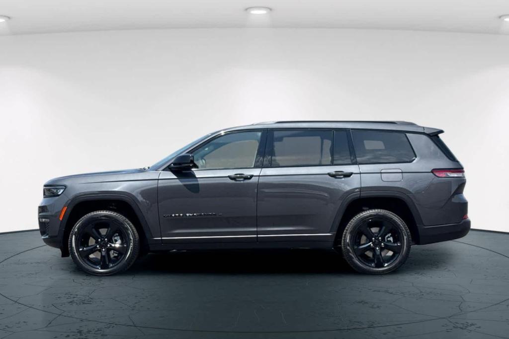 new 2025 Jeep Grand Cherokee L car, priced at $46,997