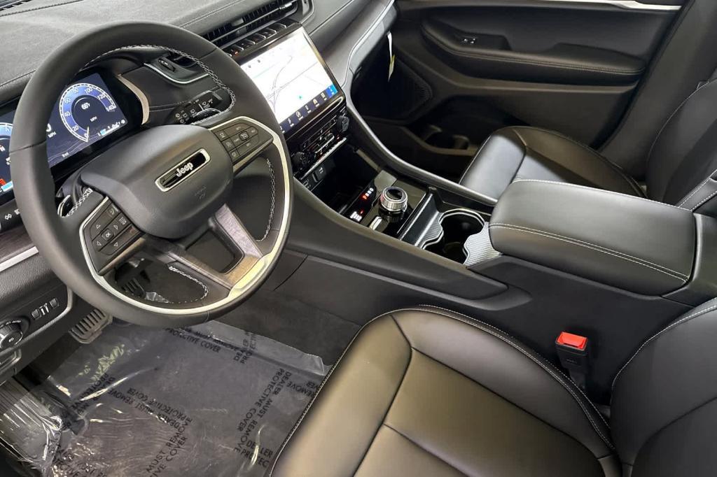 new 2025 Jeep Grand Cherokee L car, priced at $46,997