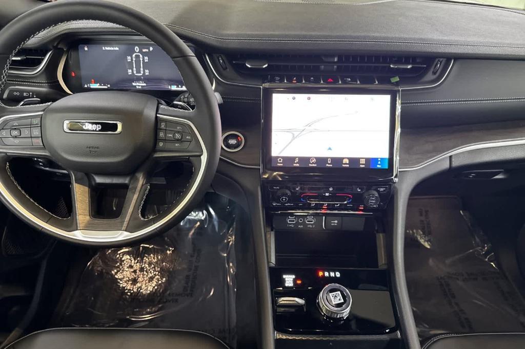 new 2025 Jeep Grand Cherokee L car, priced at $46,997