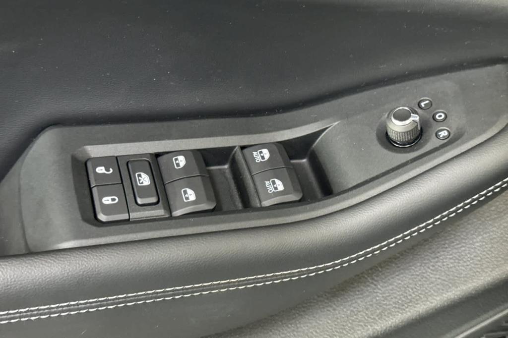new 2025 Jeep Grand Cherokee L car, priced at $46,997