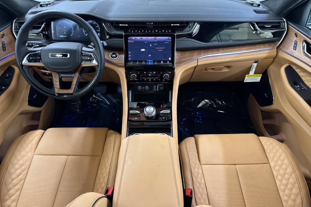 new 2025 Jeep Grand Cherokee car, priced at $63,247