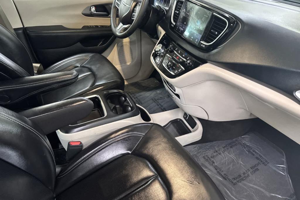 used 2023 Chrysler Pacifica car, priced at $25,490