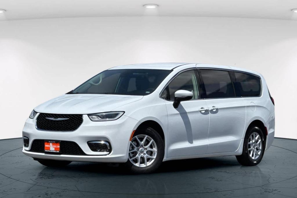 used 2023 Chrysler Pacifica car, priced at $25,490