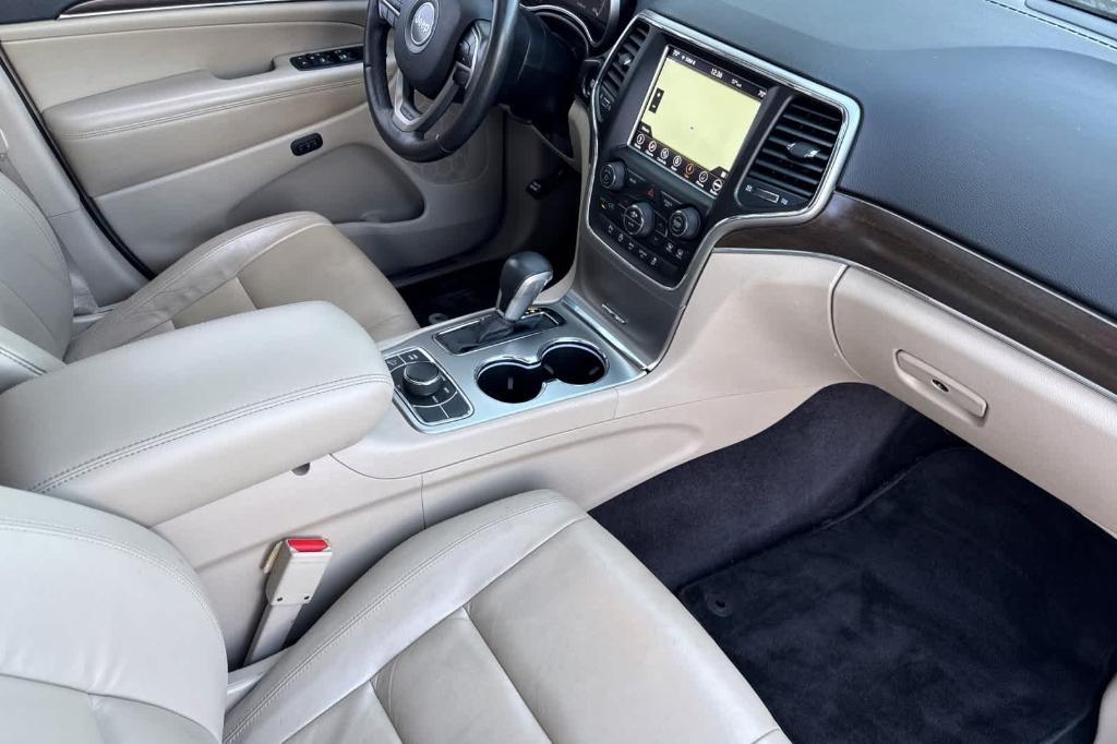 used 2018 Jeep Grand Cherokee car, priced at $19,997