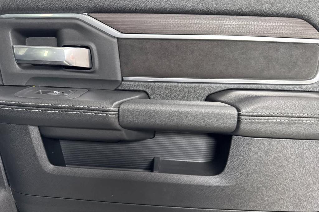 new 2025 Ram 2500 car, priced at $80,440