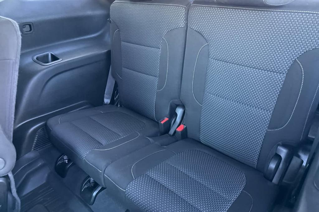 used 2023 GMC Acadia car, priced at $28,797
