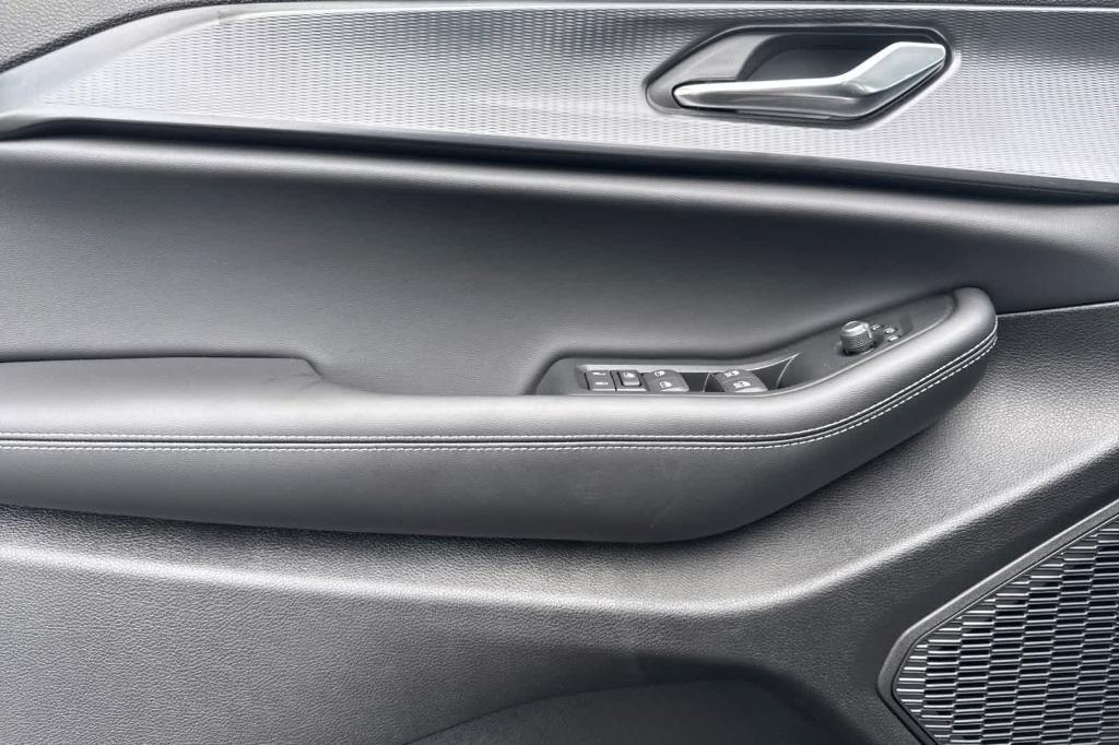 new 2025 Jeep Grand Cherokee L car, priced at $45,275