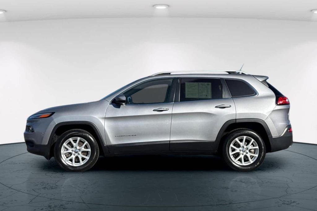 used 2018 Jeep Cherokee car, priced at $14,697