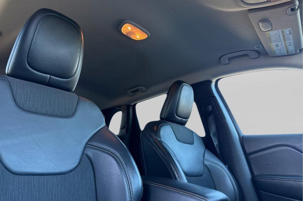 used 2018 Jeep Cherokee car, priced at $14,697