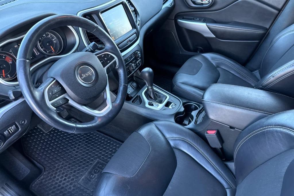 used 2018 Jeep Cherokee car, priced at $14,697