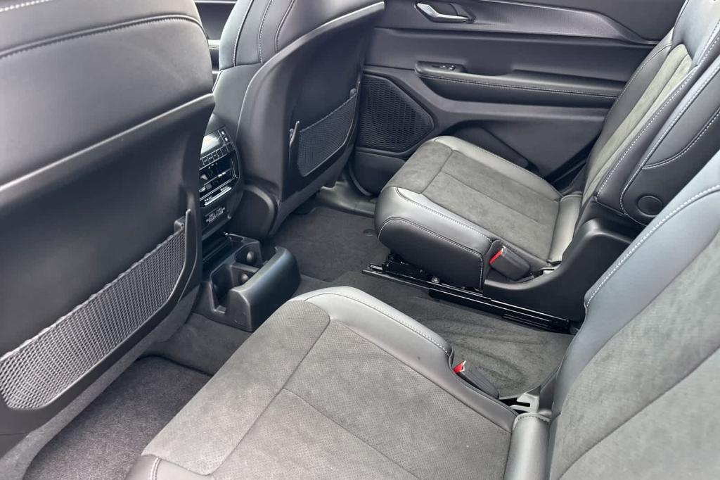 new 2025 Jeep Grand Cherokee L car, priced at $46,870