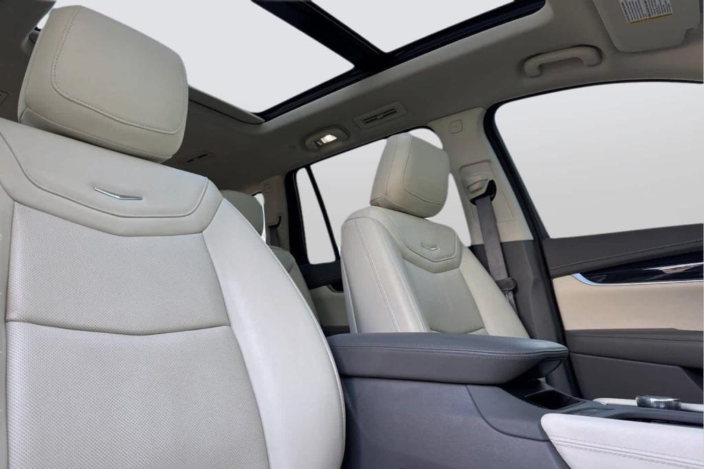 used 2023 Cadillac XT6 car, priced at $45,497