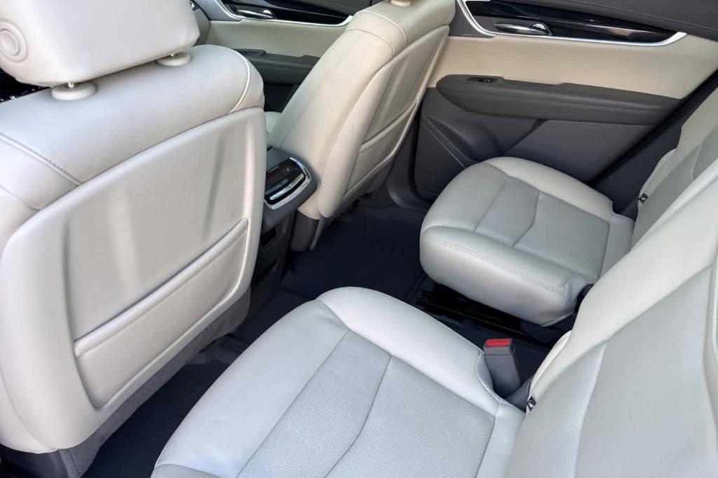 used 2023 Cadillac XT6 car, priced at $45,497