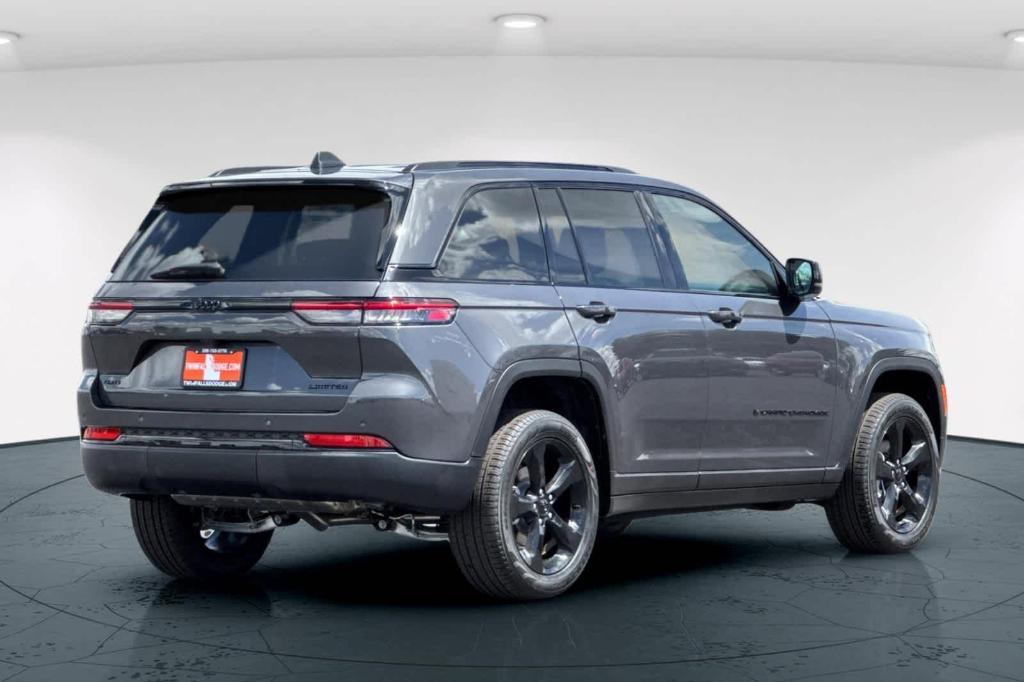 new 2025 Jeep Grand Cherokee car, priced at $52,730