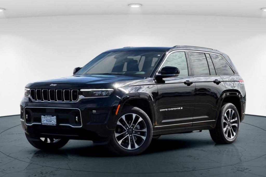 new 2025 Jeep Grand Cherokee car, priced at $58,247