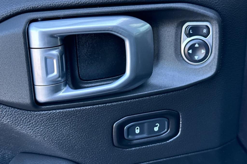 used 2021 Jeep Wrangler Unlimited car, priced at $37,997