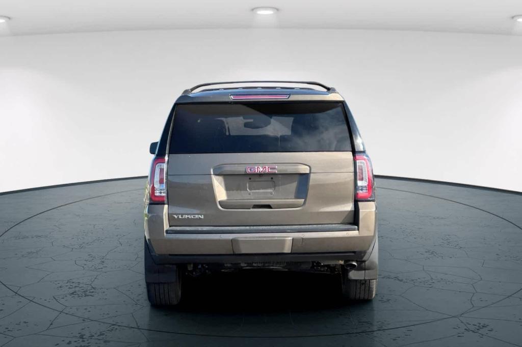 used 2016 GMC Yukon car, priced at $25,997