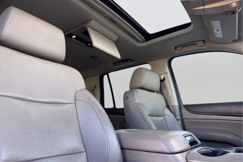 used 2016 GMC Yukon car, priced at $25,997