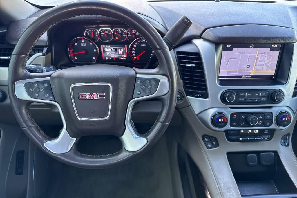 used 2016 GMC Yukon car, priced at $25,997