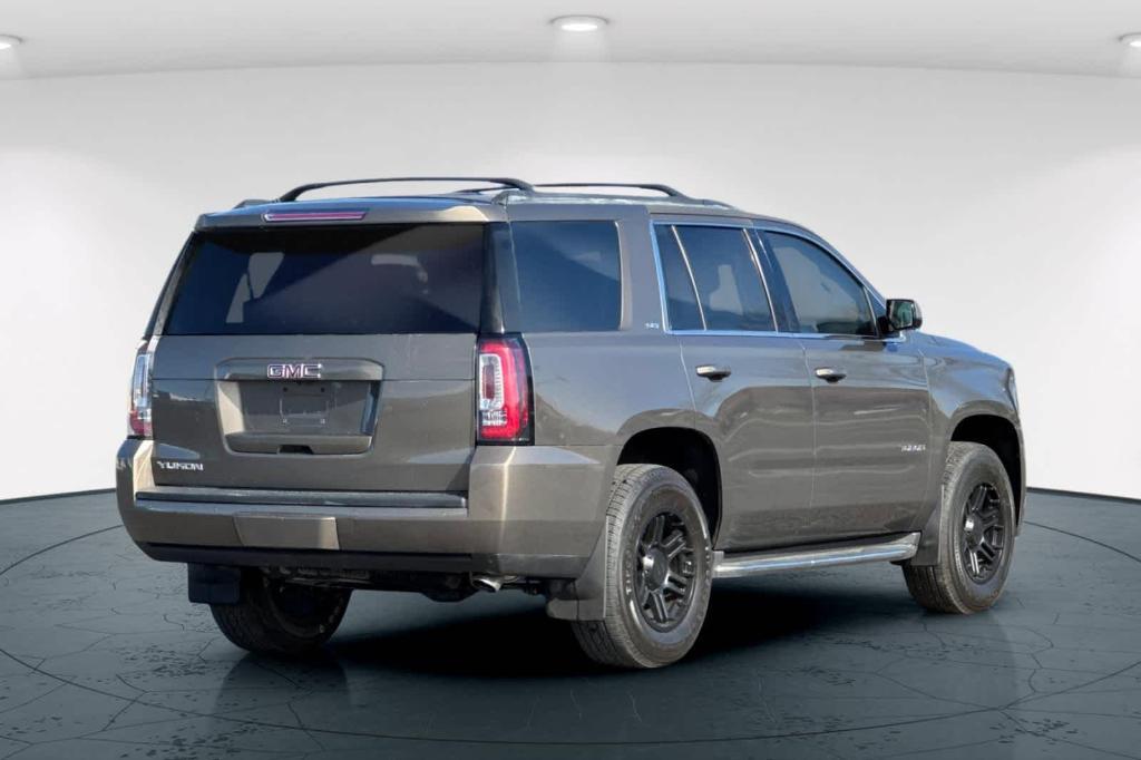 used 2016 GMC Yukon car, priced at $25,997