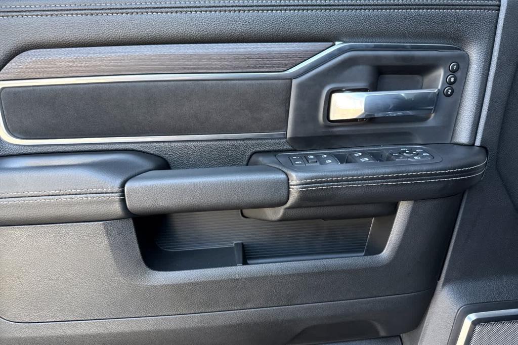new 2025 Ram 2500 car, priced at $77,497