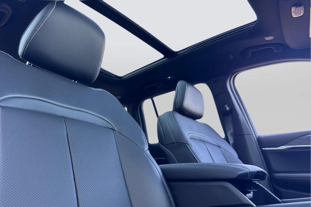 new 2025 Jeep Grand Cherokee car, priced at $47,333