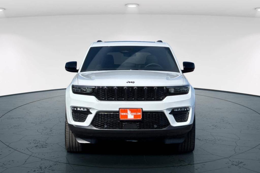 new 2025 Jeep Grand Cherokee car, priced at $47,333