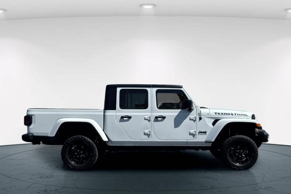 used 2021 Jeep Gladiator car, priced at $36,990