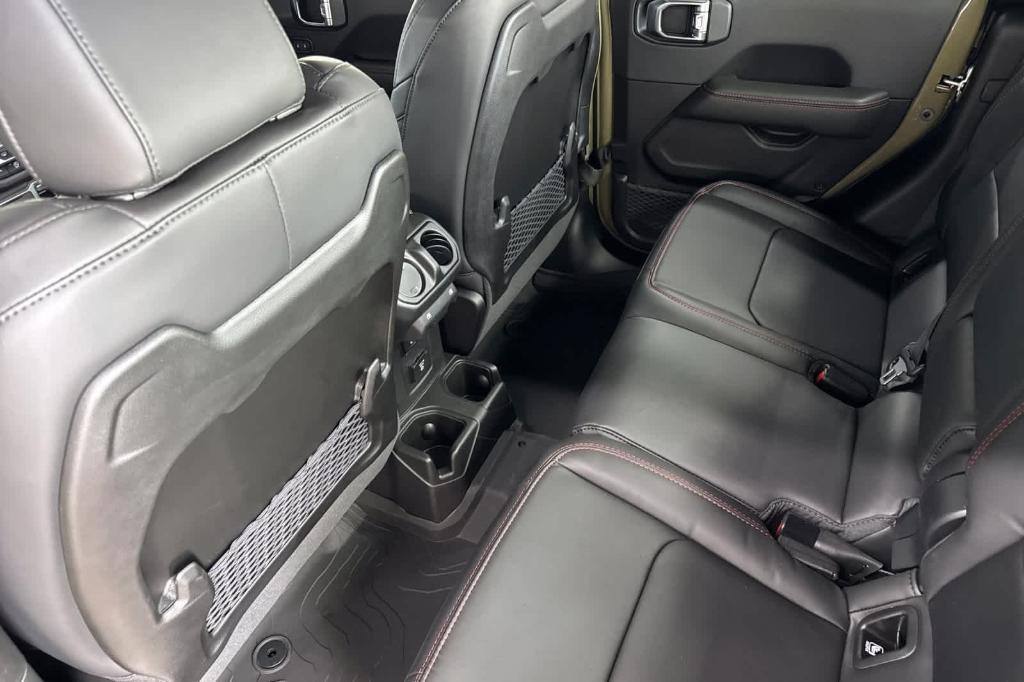 new 2025 Jeep Gladiator car, priced at $55,027