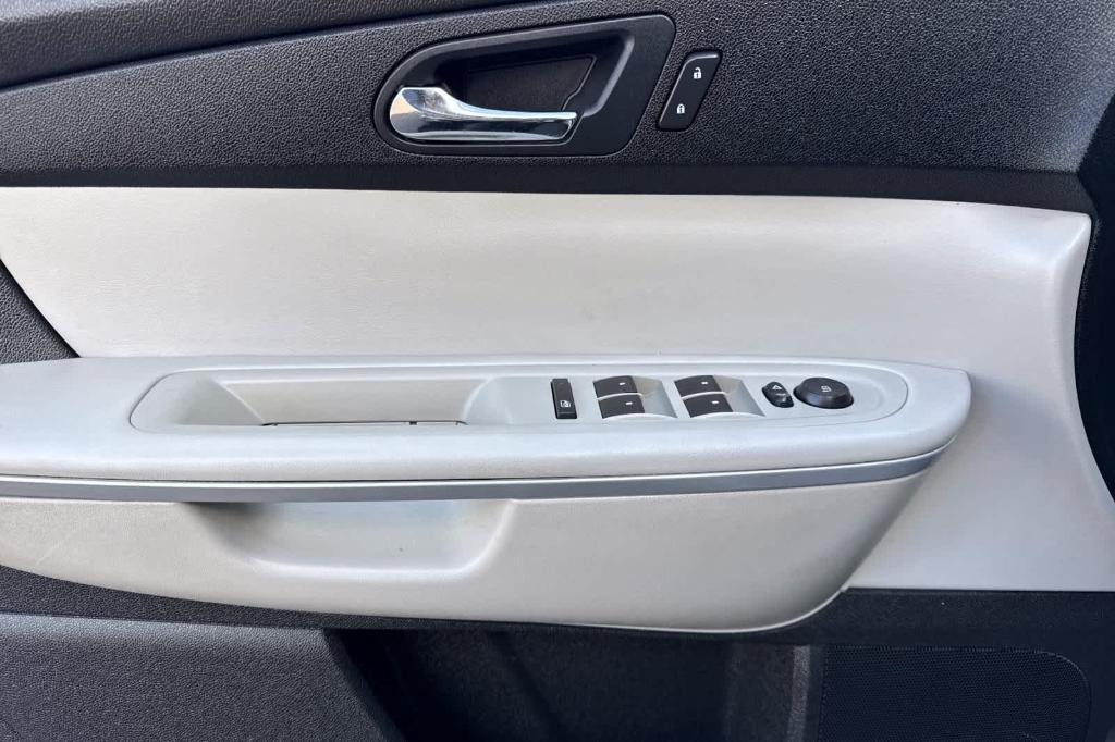 used 2012 GMC Acadia car, priced at $6,997