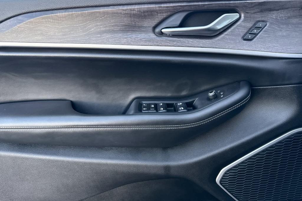 used 2022 Jeep Grand Cherokee L car, priced at $33,990