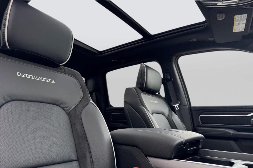 new 2025 Ram 1500 car, priced at $61,598