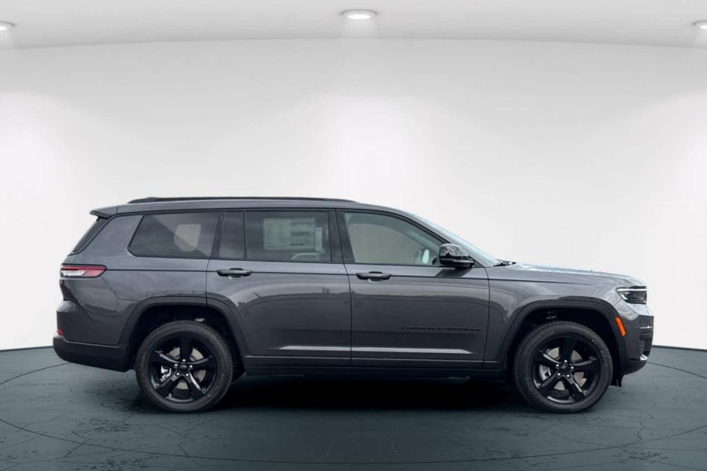new 2025 Jeep Grand Cherokee L car, priced at $45,370