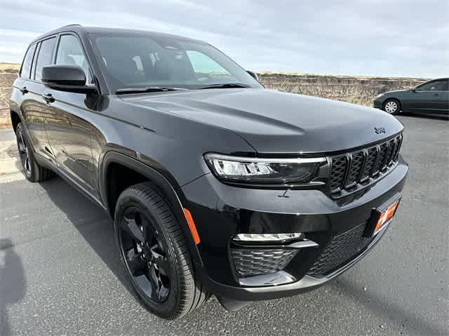 new 2025 Jeep Grand Cherokee car, priced at $51,258