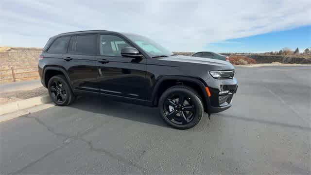 new 2025 Jeep Grand Cherokee car, priced at $51,258