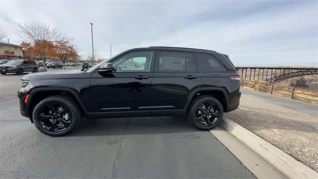 new 2025 Jeep Grand Cherokee car, priced at $51,258