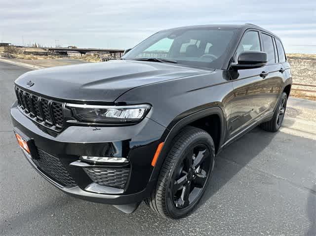 new 2025 Jeep Grand Cherokee car, priced at $51,258