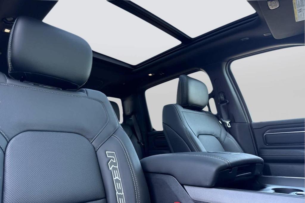 new 2025 Ram 1500 car, priced at $60,177