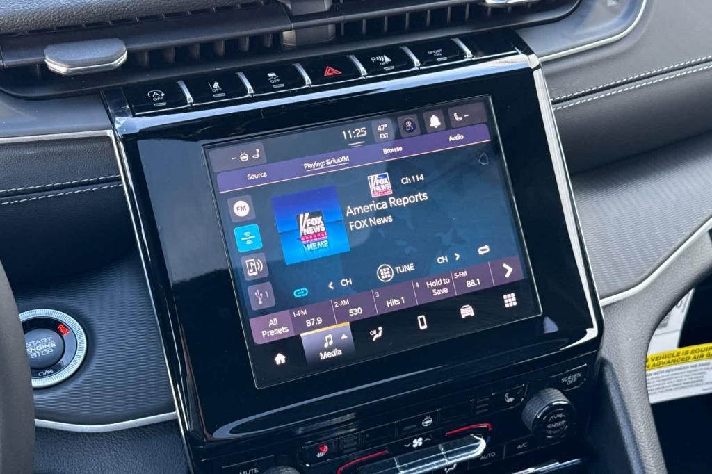 new 2025 Jeep Grand Cherokee car, priced at $39,747