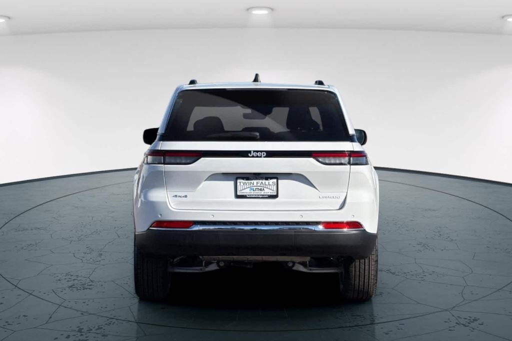 new 2025 Jeep Grand Cherokee car, priced at $39,747