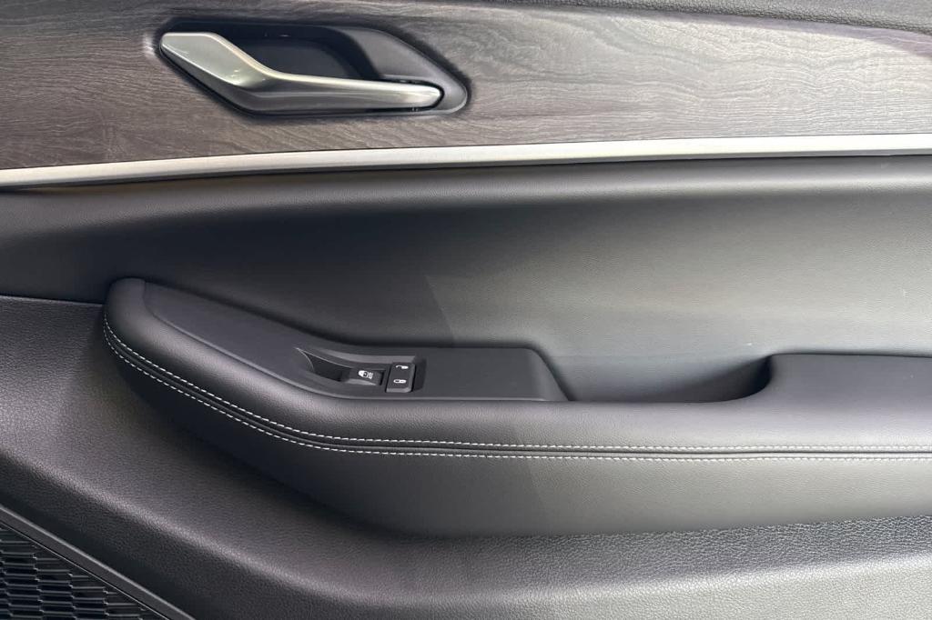 new 2025 Jeep Grand Cherokee car, priced at $42,980