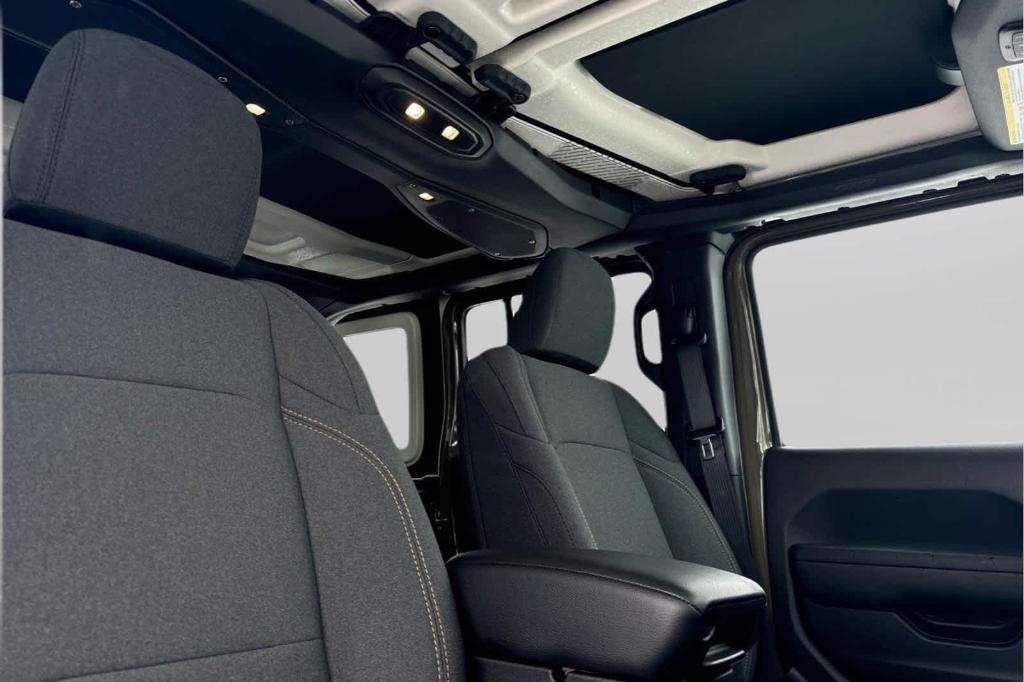 new 2025 Jeep Wrangler car, priced at $48,300