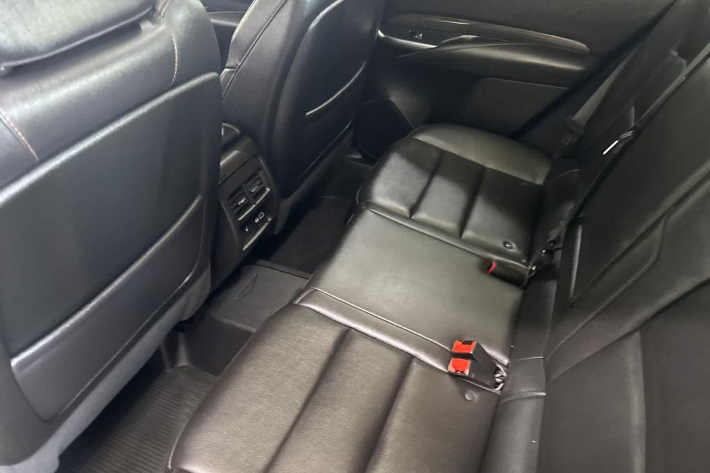 used 2022 Cadillac XT4 car, priced at $30,997