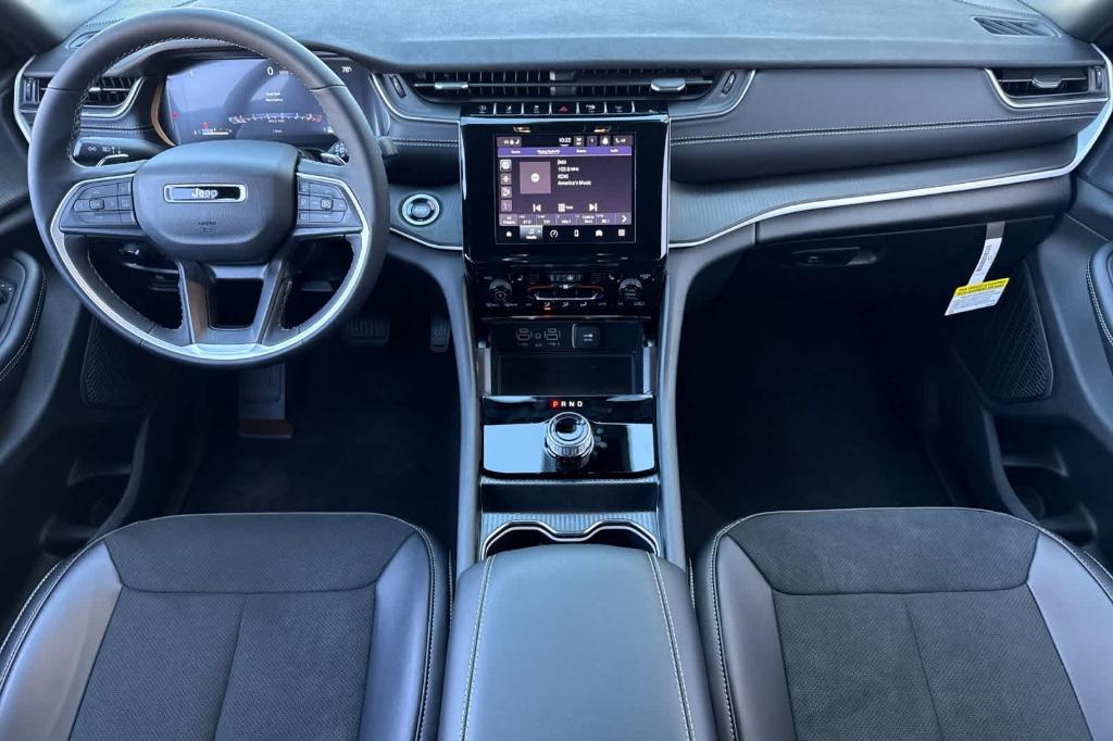 new 2025 Jeep Grand Cherokee L car, priced at $43,870