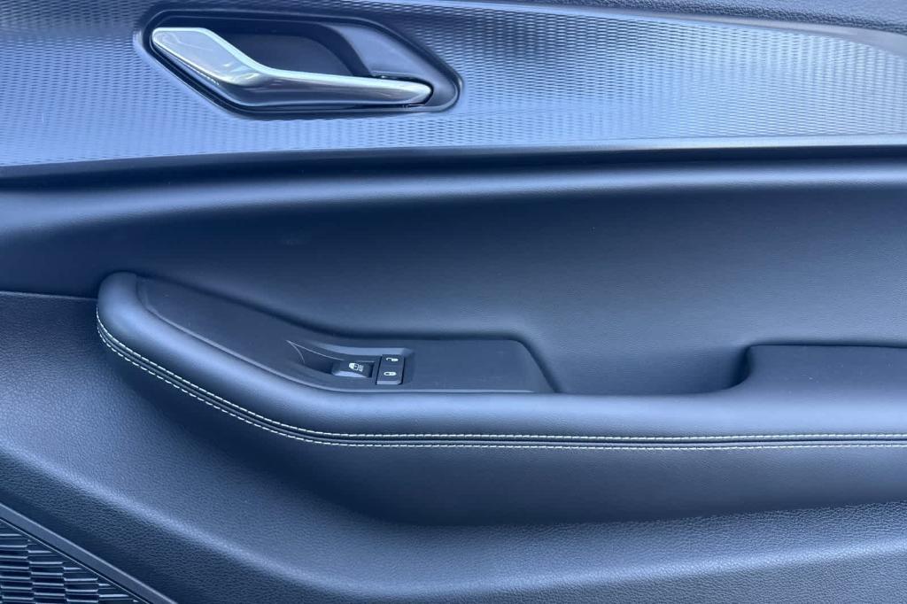 new 2025 Jeep Grand Cherokee L car, priced at $43,870