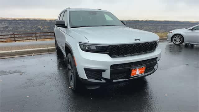 new 2025 Jeep Grand Cherokee L car, priced at $48,170