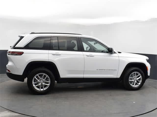 new 2024 Jeep Grand Cherokee car, priced at $37,427