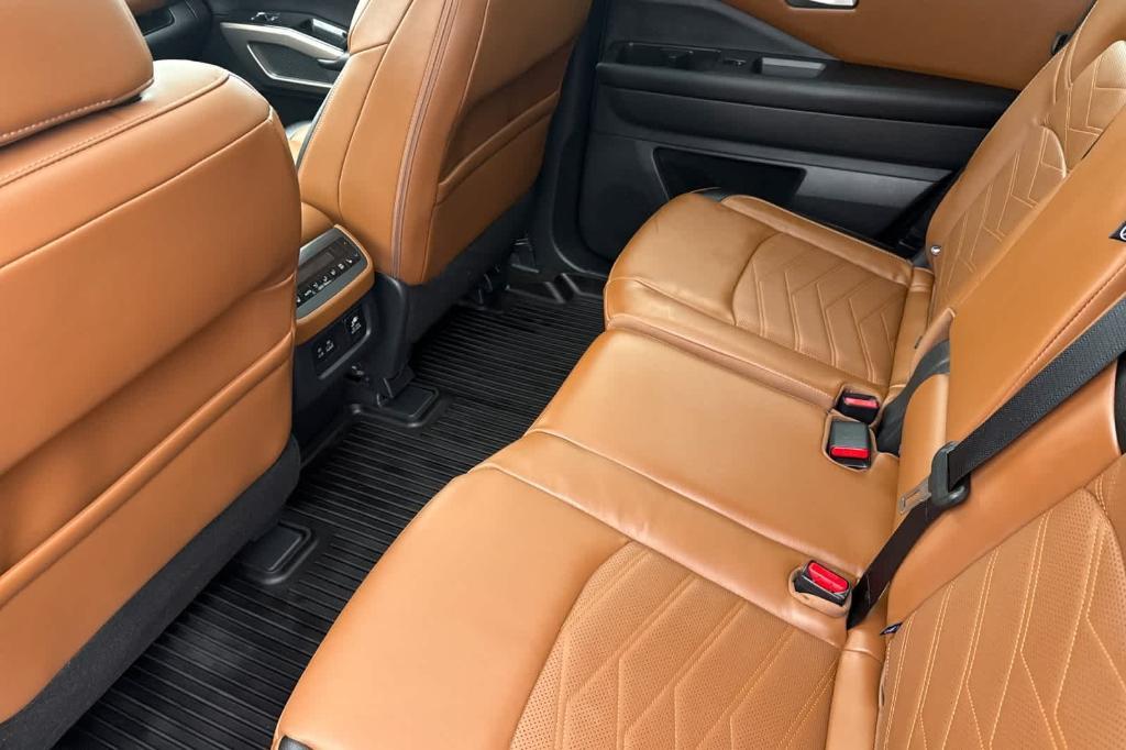 used 2025 Nissan Pathfinder car, priced at $45,697