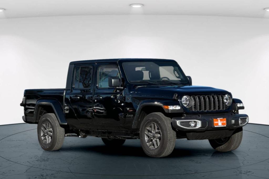 new 2024 Jeep Gladiator car, priced at $38,586